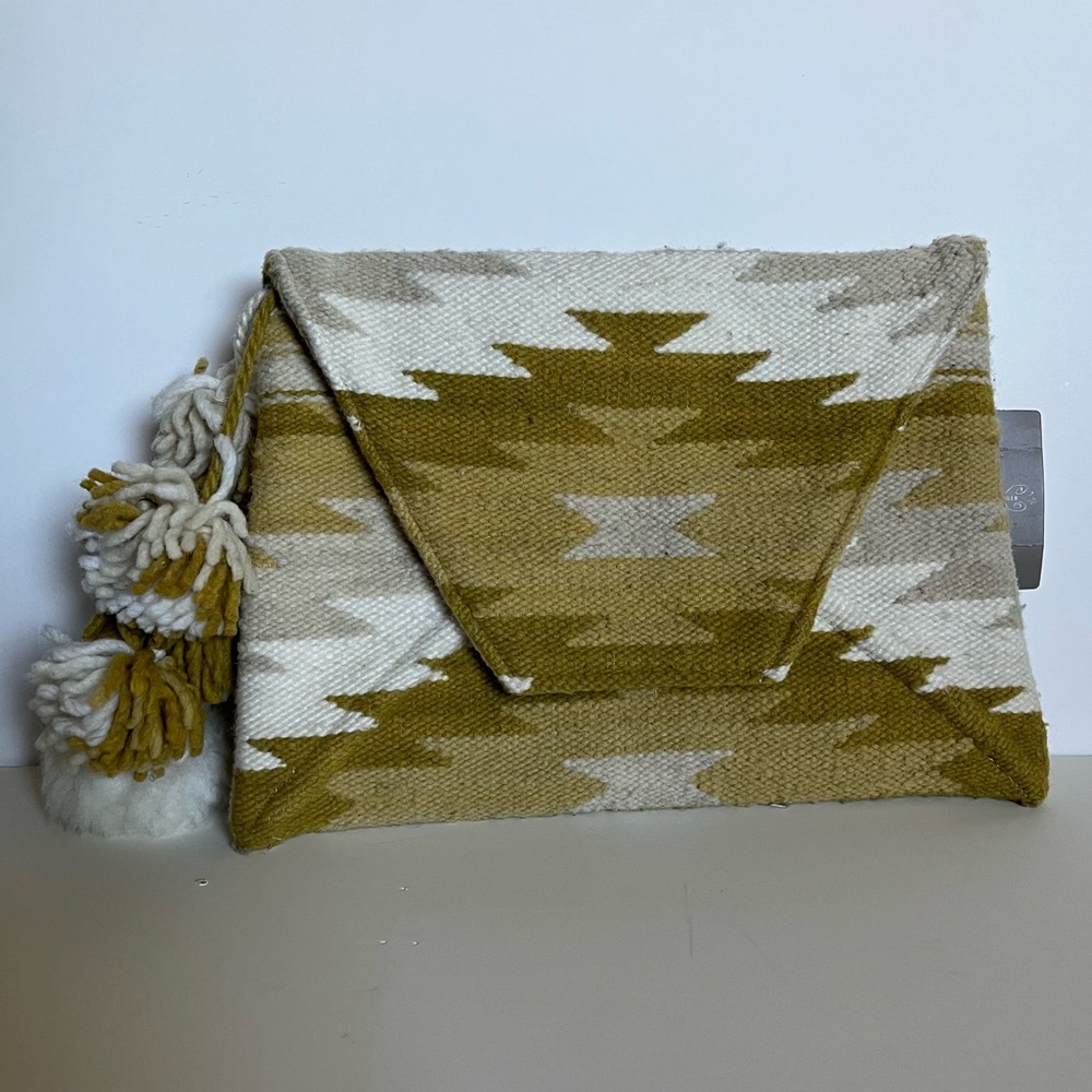 Oversized Anthropologie Aztec print yellow clutch